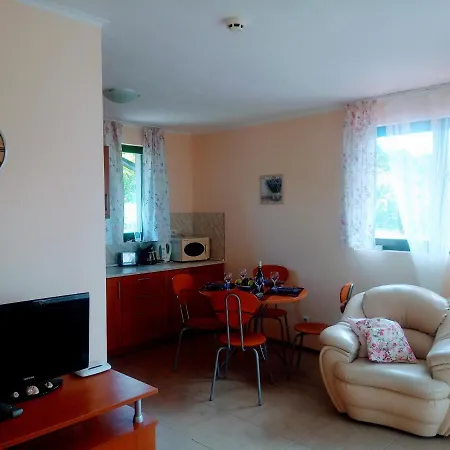 Bay View Villas Nina 14 C